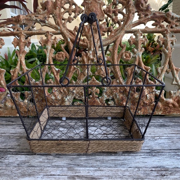 Gracie Oaks Other - Rustic Wire and Burlap Basket